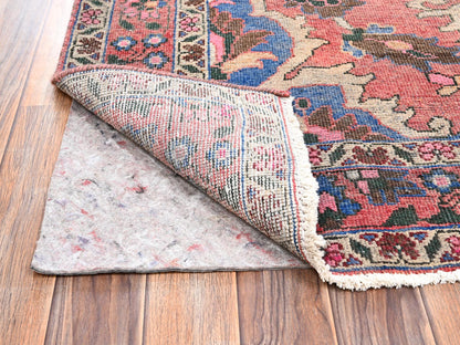 Hamadan Vintage hand-knotted wool rug in Pink, 4'11" x 8'8" — SKU O02640 (view 3)