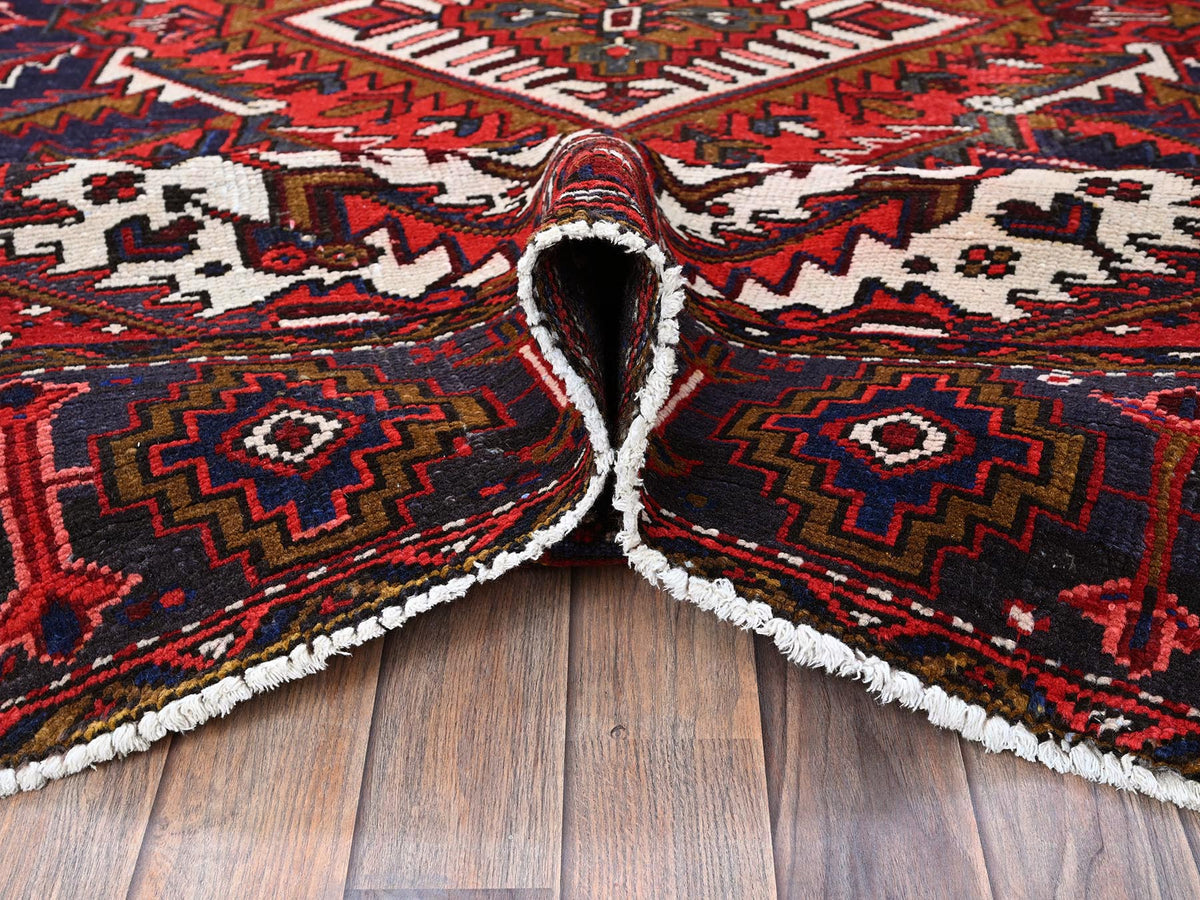 Heriz Heriz hand-knotted wool rug in Red & Midnight Blue, 7'9" x 10'4" — SKU O0265 (view 5)
