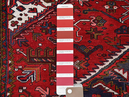 Heriz Heriz hand-knotted wool rug in Red & Midnight Blue, 7'9" x 10'4" — SKU O0265 (view 7)