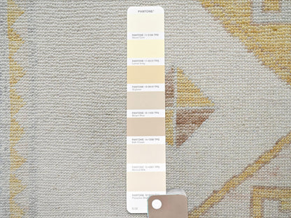 Kazak Kazak hand-knotted wool rug in Ivory & Light Blue, 6' x 8'11" — SKU O02682 (view 8)
