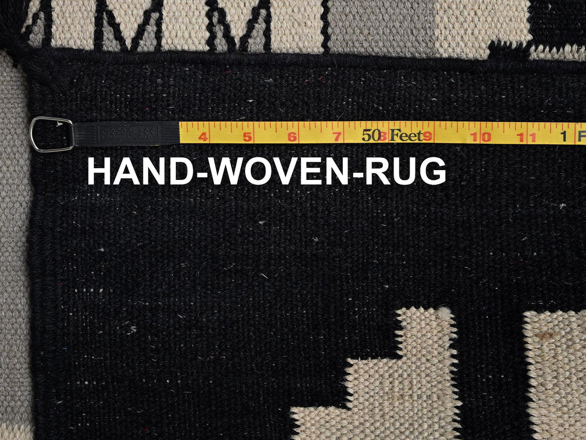 Flat-Weave hand-knotted wool rug in Gray, 8' x 9'11" — SKU O02691 (view 7)
