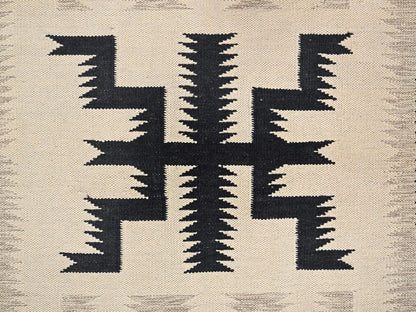 Brown 5'4" x 7'0" Flat Weave Hand woven Wool Rug - Sku: O02696