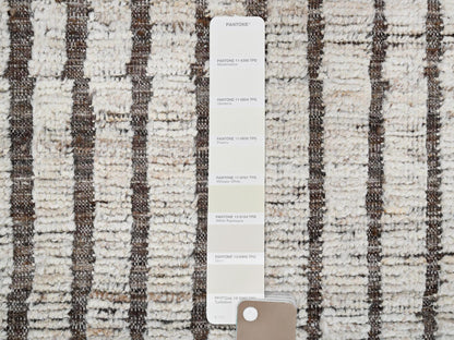 Ivory 9'2" x 11'11" Tribal & Geometric Hand knotted Wool Rug - Sku: O02701