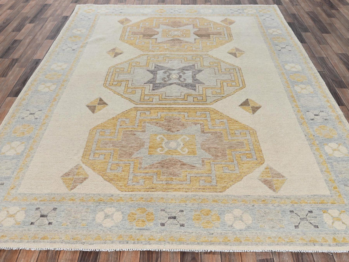 Oushak hand-knotted wool rug in Ivory & Light Blue, 7'11" x 10'3" — SKU O02707 (view 2)