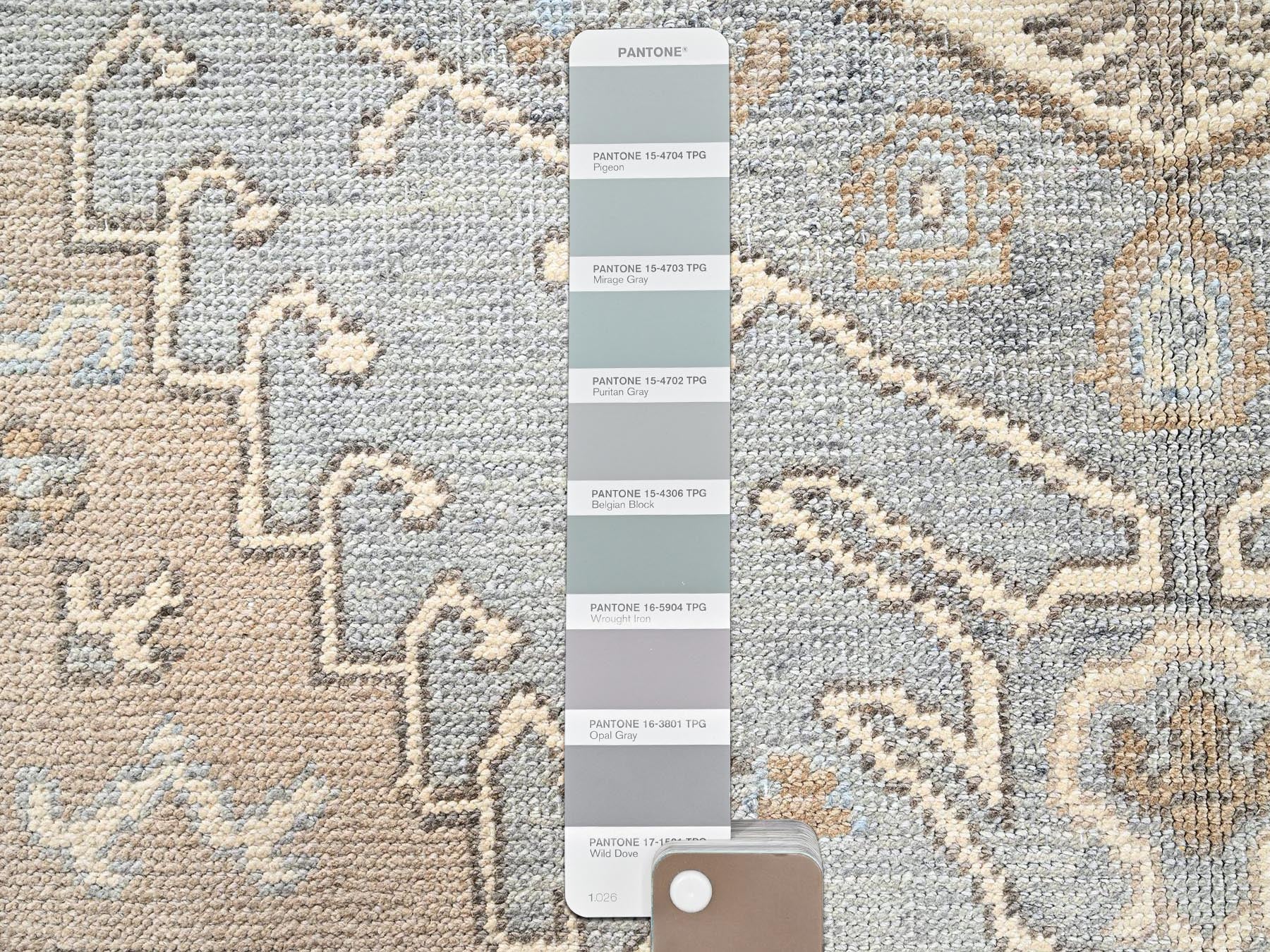 Oushak hand-knotted wool rug in Gray, 4'9" x 6'9" — SKU O02718 (view 4)
