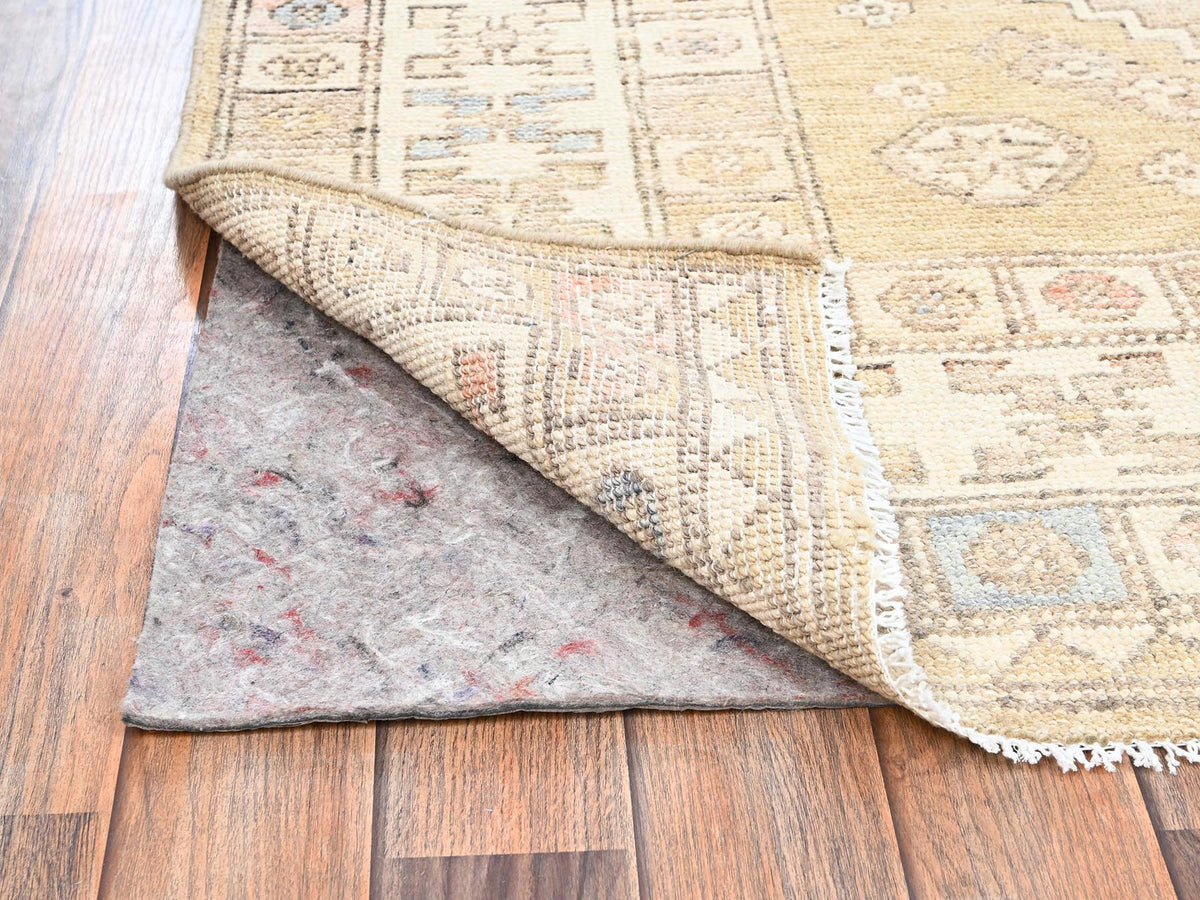 Oushak hand-knotted wool rug in Yellow & Ivory, 4'10" x 6'10" — SKU O02719 (view 3)