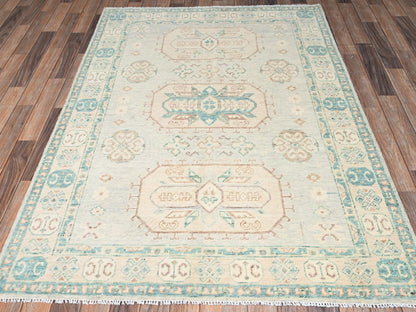 Kazak Kazak hand-knotted wool rug in Gray & Ivory, 4'9" x 6'8" — SKU O02720 (view 2)