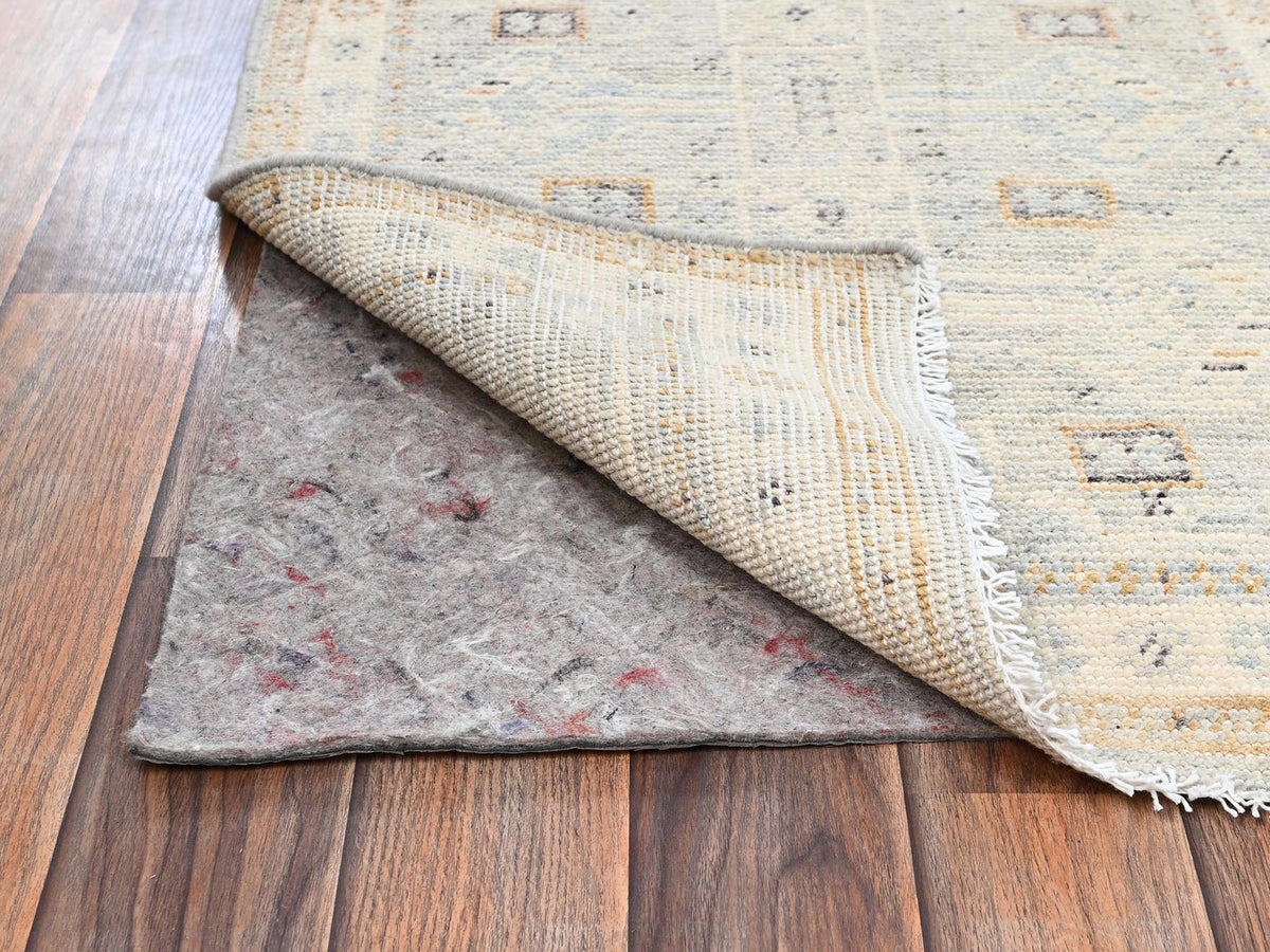 Oushak hand-knotted wool rug in Gray & Ivory, 2'1" x 2'11" — SKU O02728 (view 3)