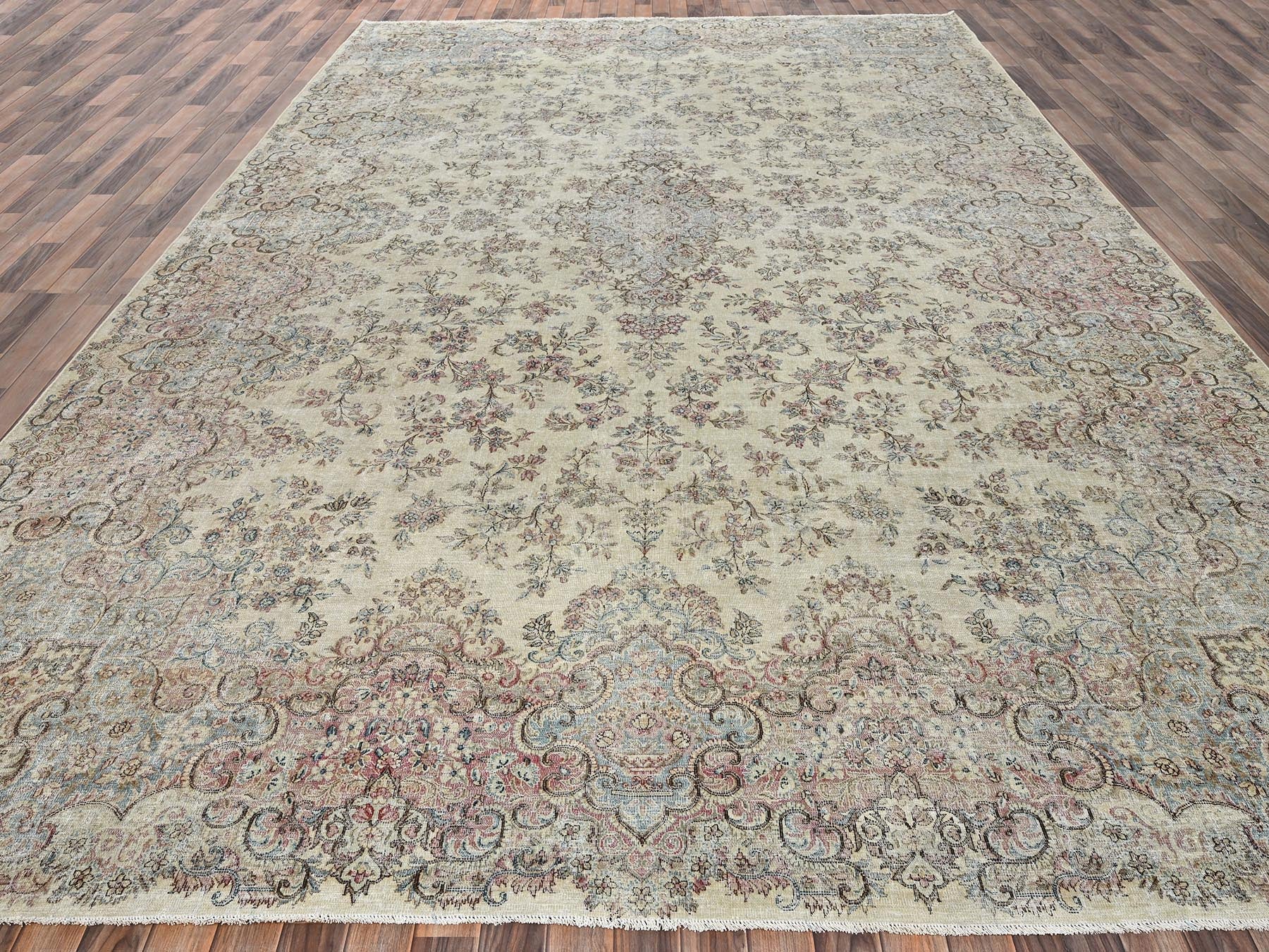 Kerman Vintage hand-knotted wool rug in Ivory & Pink, 10'6" x 16'4" — SKU O02737 (view 2)