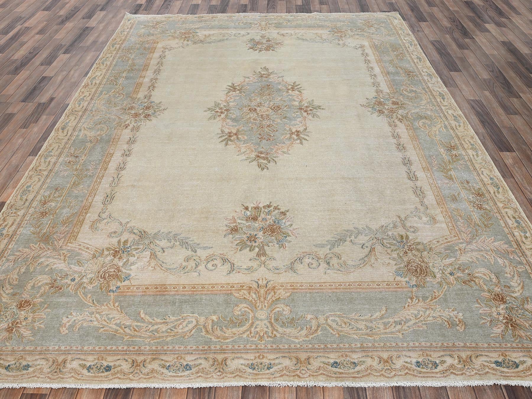 Kerman Vintage hand-knotted wool rug in Ivory & Light Green, 8'9" x 11'8" — SKU O02738 (view 2)