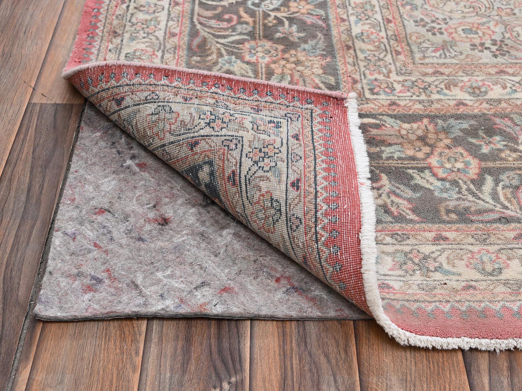 Tabriz Vintage hand-knotted wool rug in Pink & Brown, 9'11" x 12'7" — SKU O02752 (view 5)