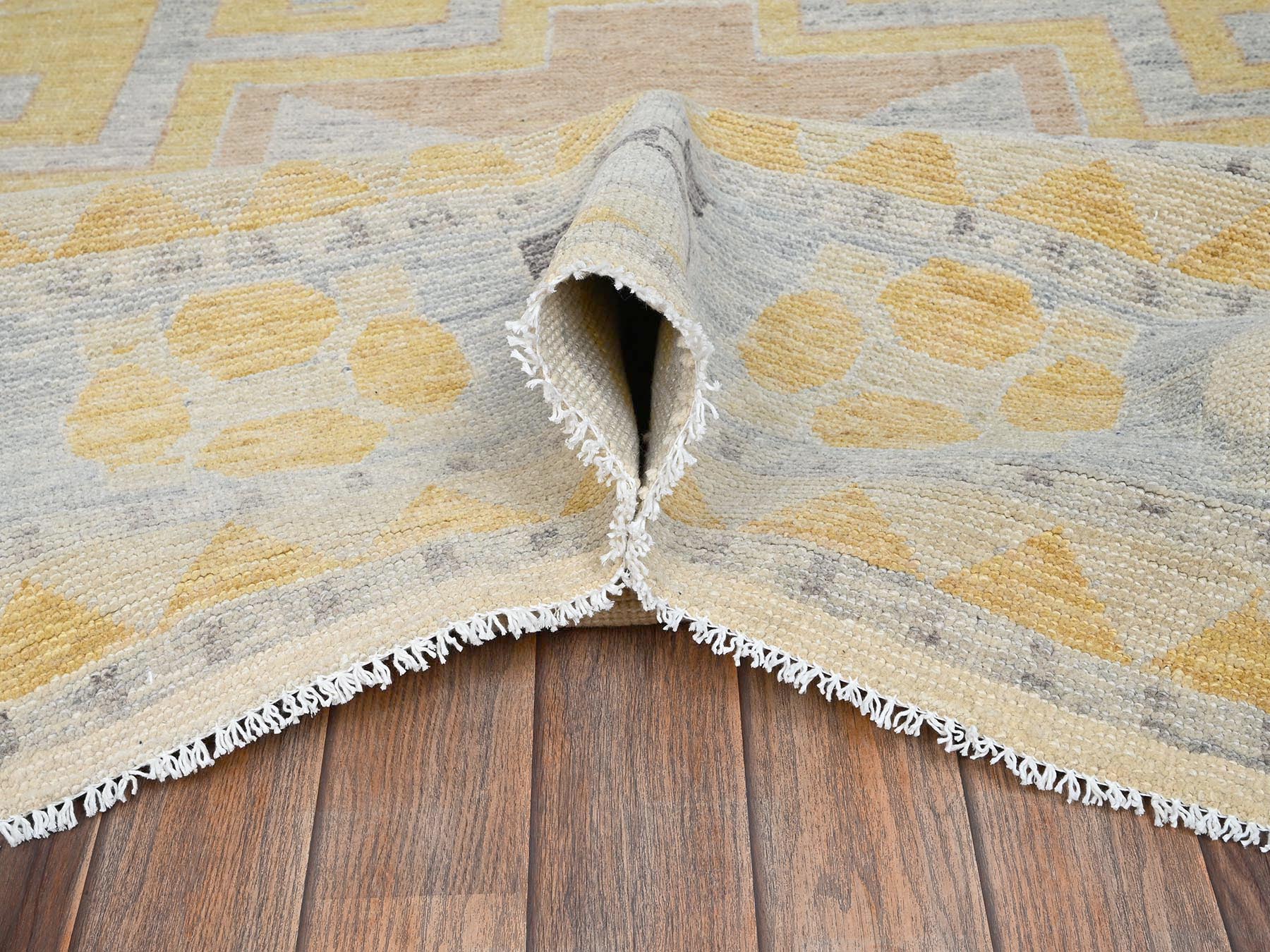 Kazak Kazak hand-knotted wool rug in Ivory & Light Blue, 11'3" x 14'6" — SKU O02759 (view 6)