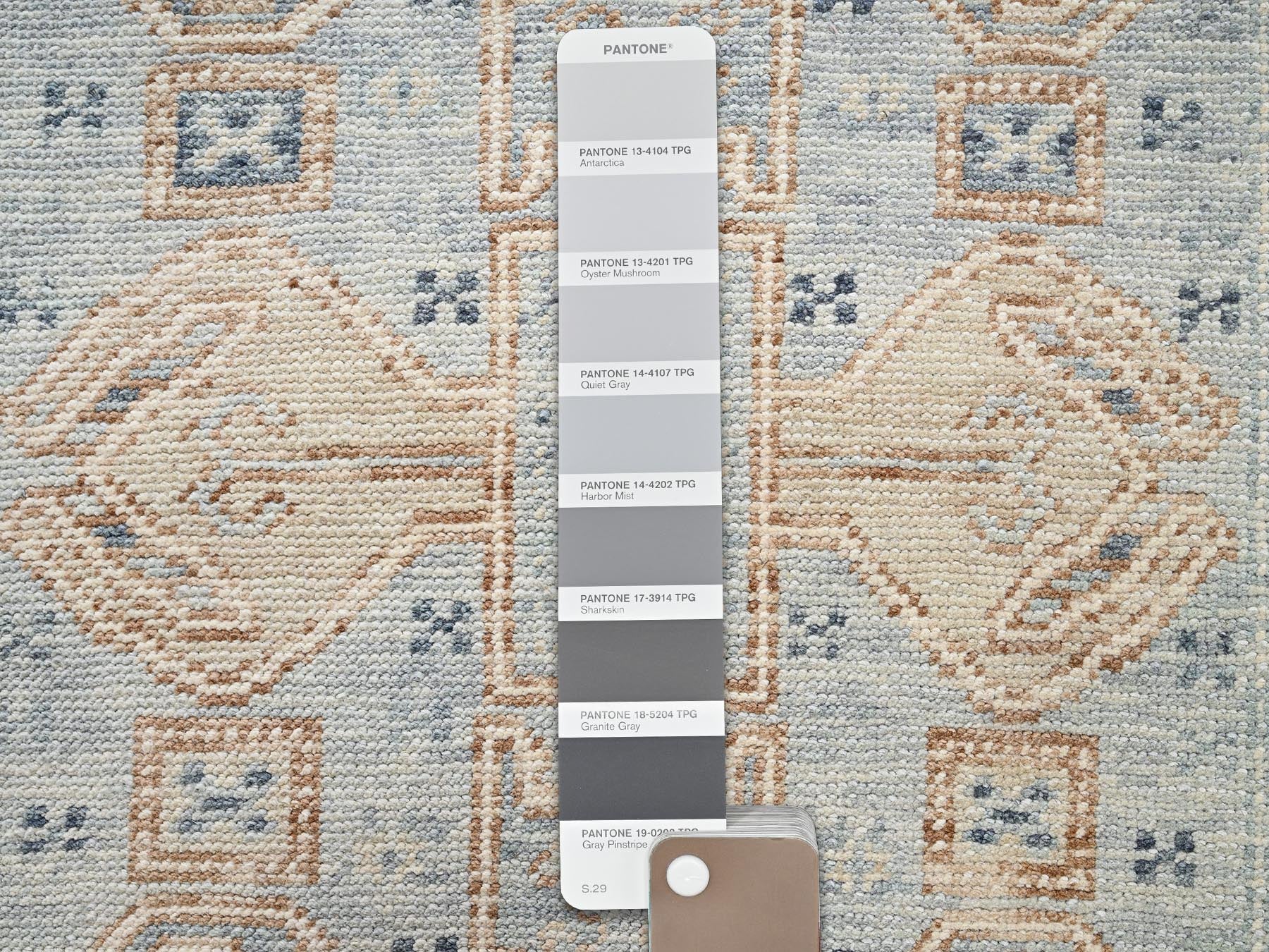 Oushak hand-knotted wool rug in Gray & Ivory, 3' x 4'7" — SKU O02763 (view 4)