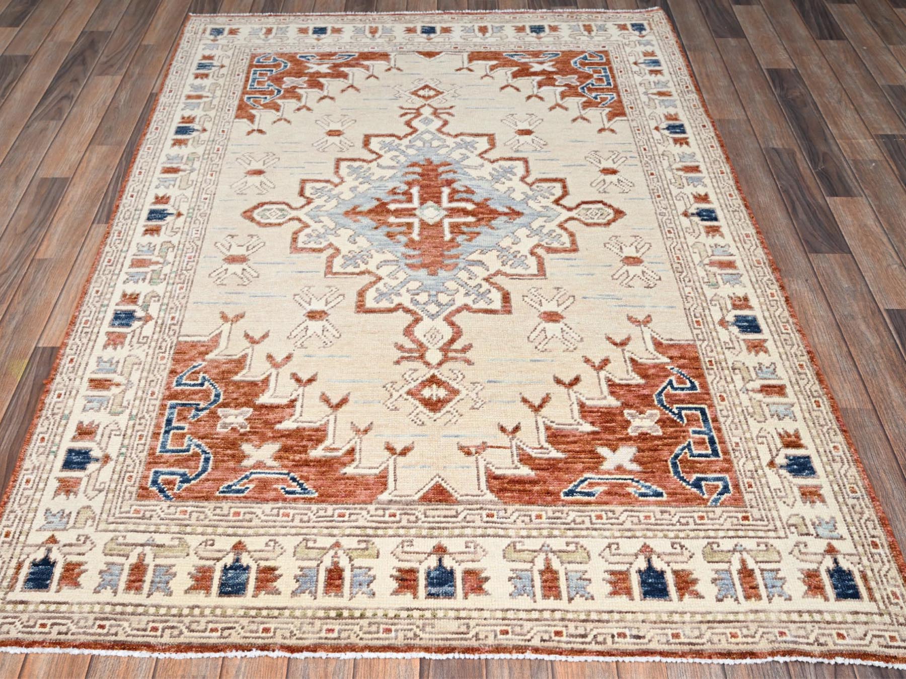 Oushak hand-knotted wool rug in Ivory, 4'10" x 6'10" — SKU O02766 (view 2)