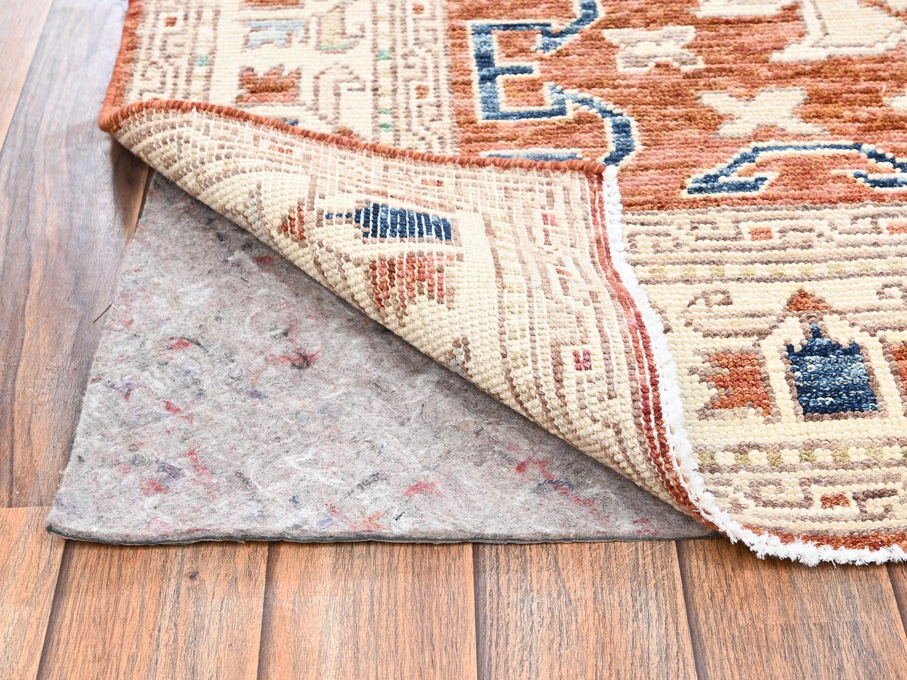Oushak hand-knotted wool rug in Ivory, 4'10" x 6'10" — SKU O02766 (view 3)
