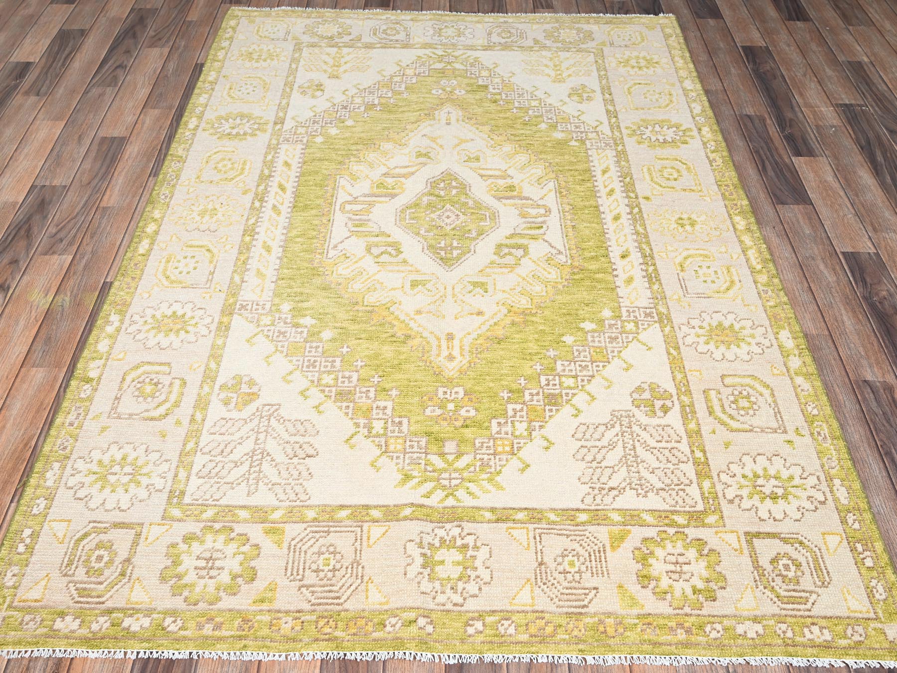 Green 5'0" x 7'1" Oushak And Peshawar Hand knotted Wool Rug - Sku: O02770