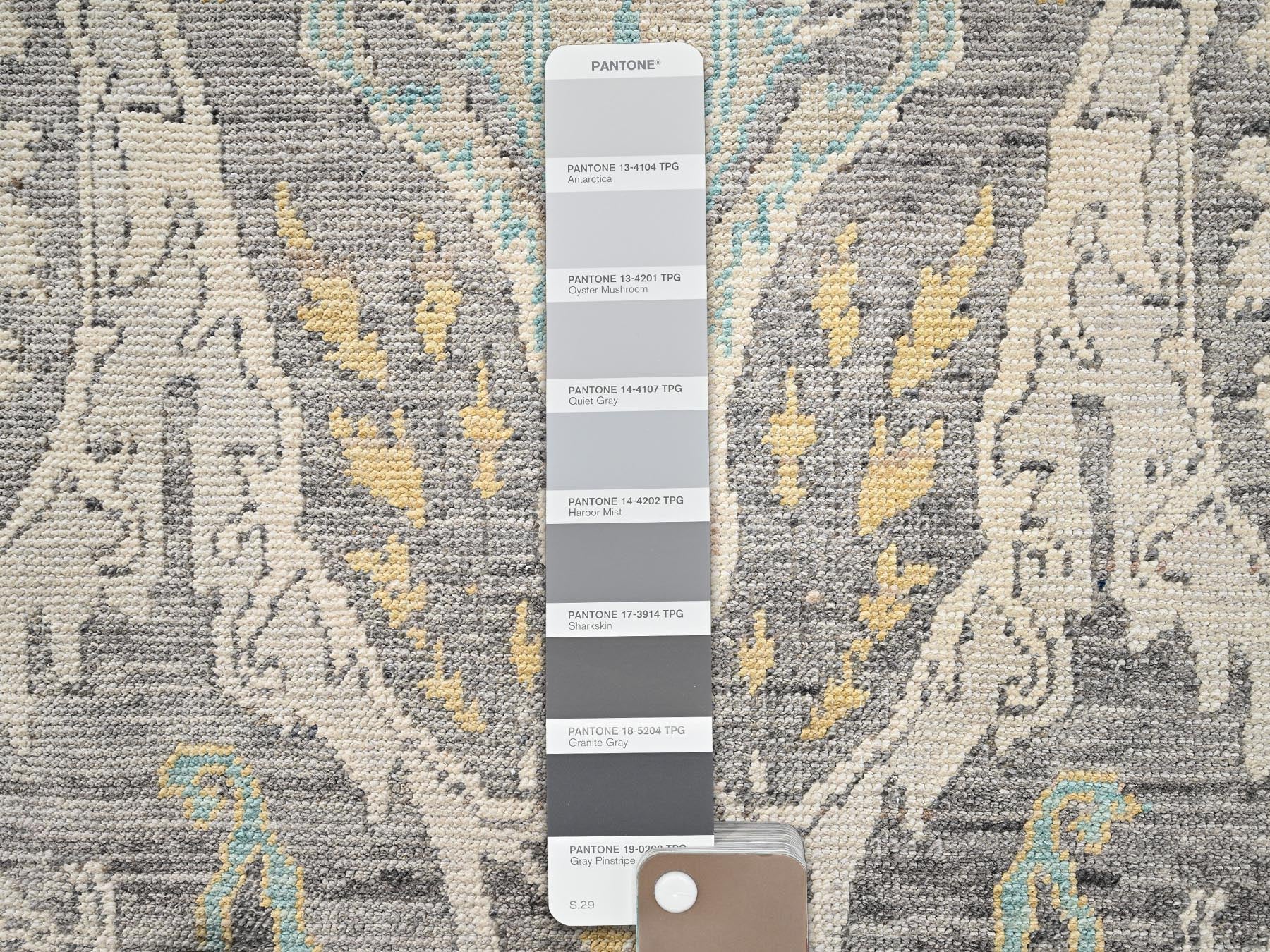 Tribal & Geometric hand-knotted wool rug in Gray, 4'8" x 7'1" — SKU O02783 (view 4)