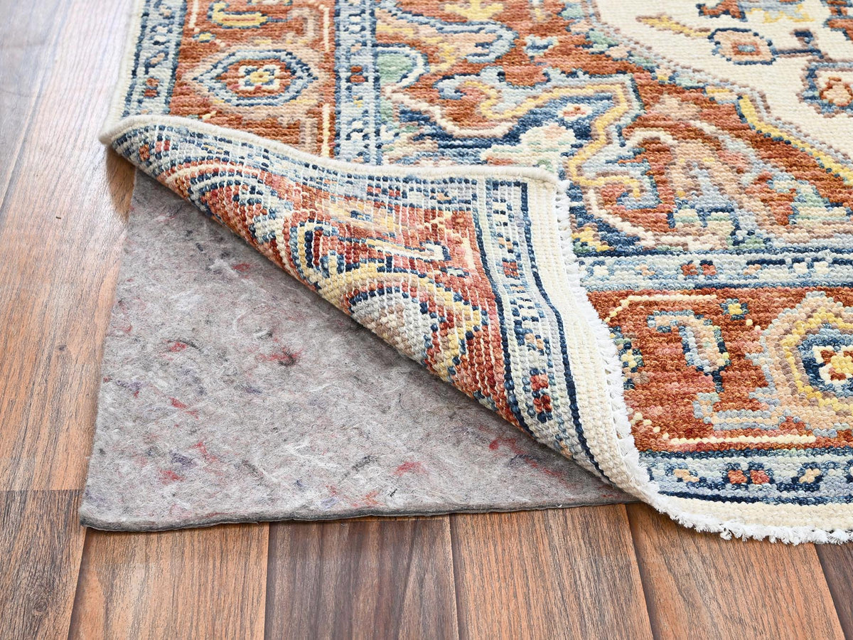 Heriz Tribal & Geometric hand-knotted wool rug in Ivory & Rust, 4'10" x 6'9" — SKU O02803 (view 3)