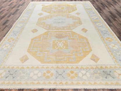 Oushak hand-knotted wool rug in Ivory & Light Blue, 9'7" x 13'11" — SKU O02806 (view 2)