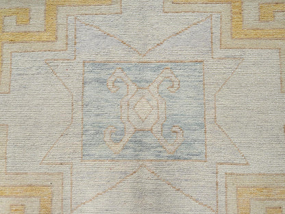 Oushak hand-knotted wool rug in Ivory & Light Blue, 9'7" x 13'11" — SKU O02806 (view 9)