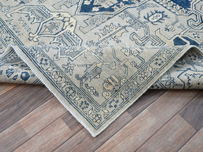 Heriz Heriz hand-knotted wool rug in Gray, 6' x 8'11" — SKU O0324 (view 7)