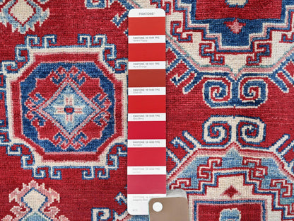 Kazak Kazak hand-knotted wool rug in Red & Ivory, 5'1" x 6'9" — SKU O0331 (view 4)