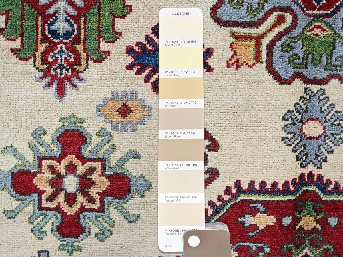Kazak Kazak hand-knotted wool rug in Ivory & Red, 4'11" x 6'6" — SKU O0332 (view 4)