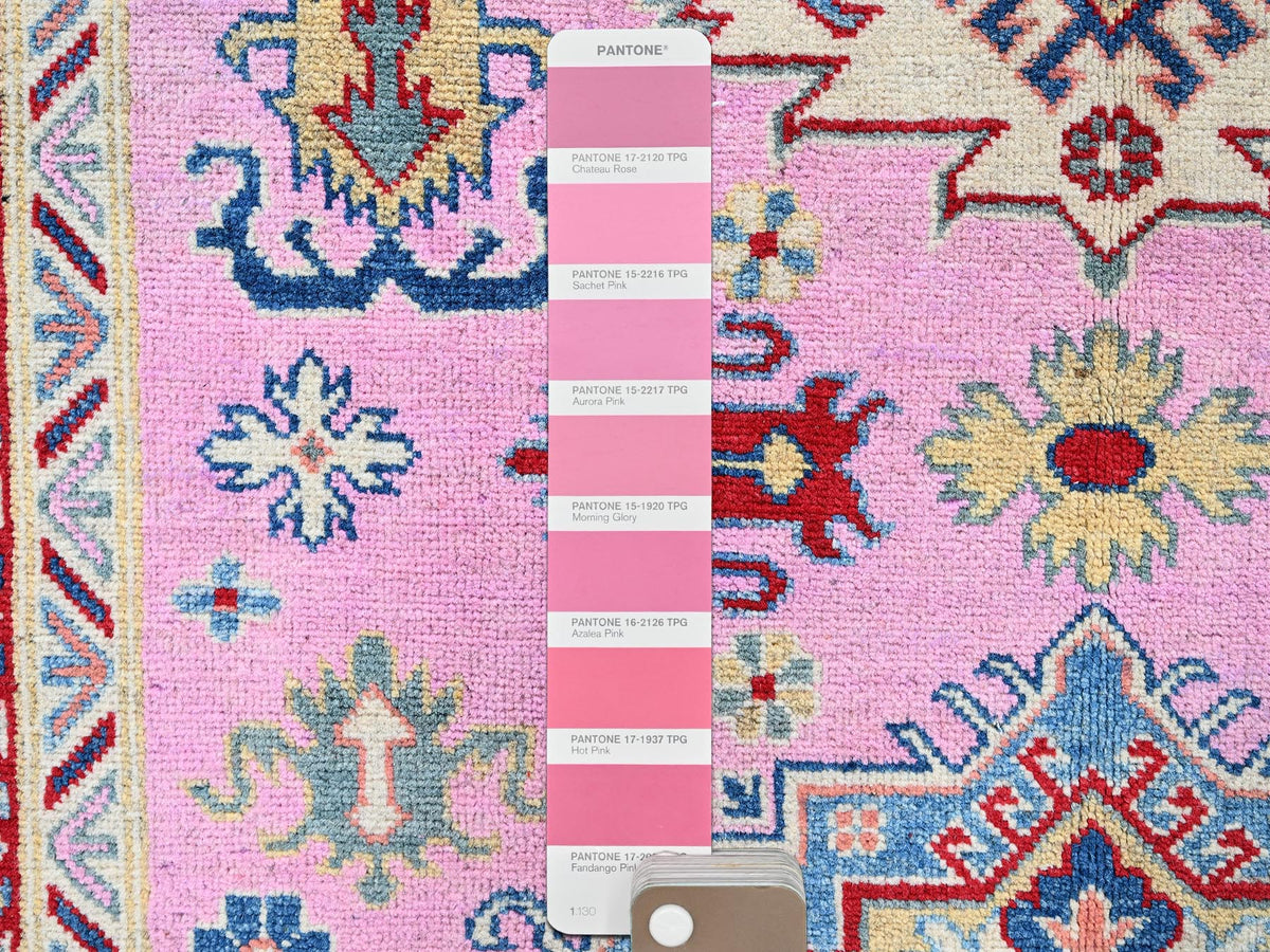 Kazak Kazak hand-knotted wool rug in Pink & Navy Blue, 4'11" x 6'7" — SKU O0334 (view 4)