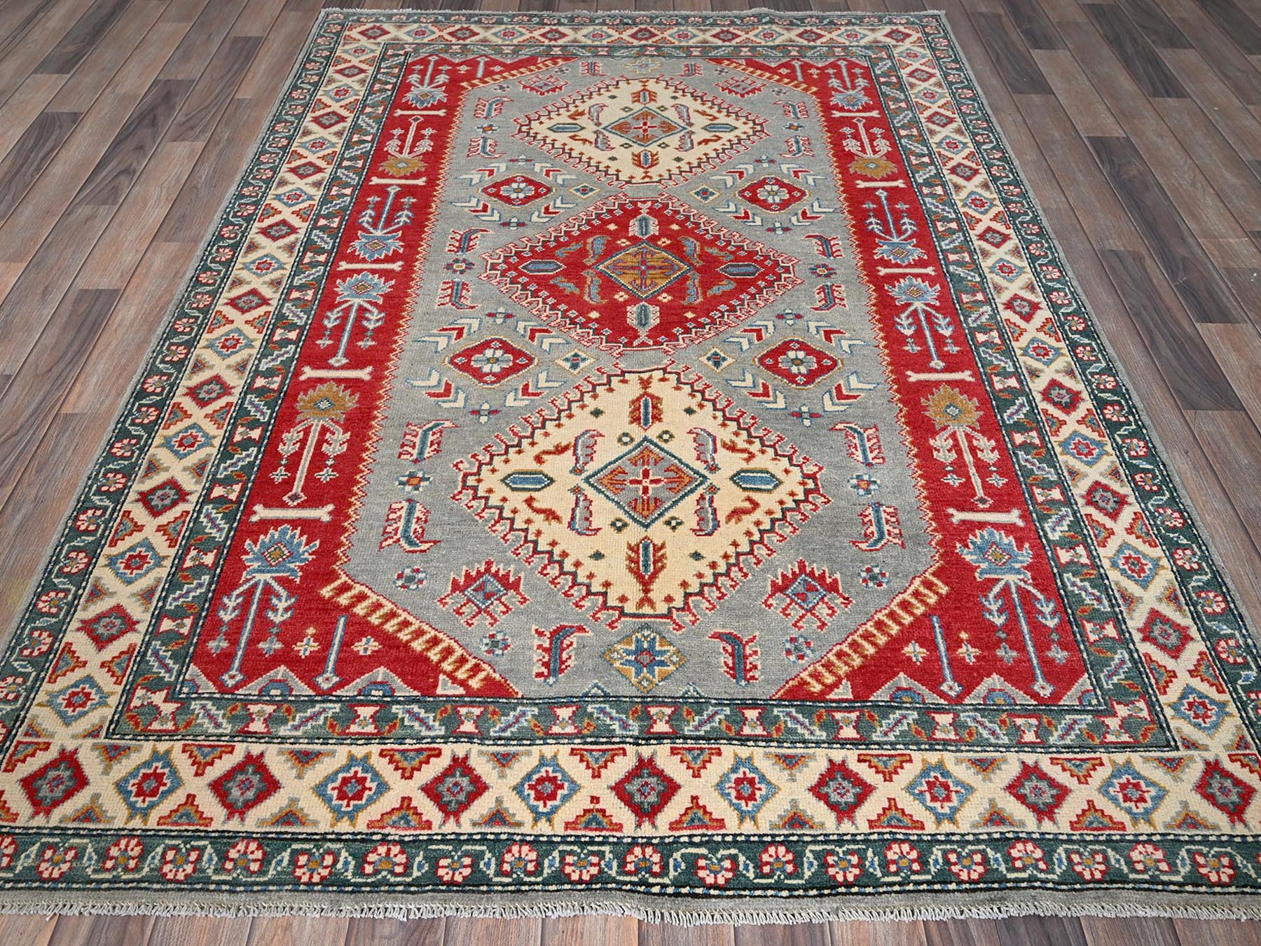 Kazak Kazak hand-knotted wool rug in Gray & Ivory, 5'1" x 6'11" — SKU O0337 (view 2)