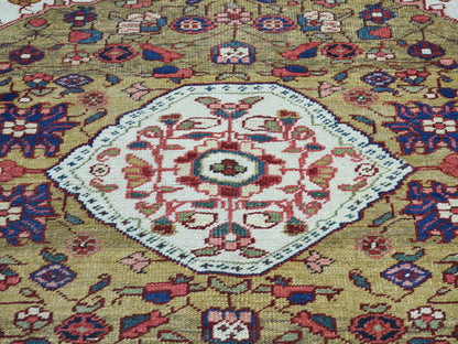 Heriz Antique hand-knotted wool rug in Green & Black, 4'6" x 6'4" — SKU O034451 (view 4)