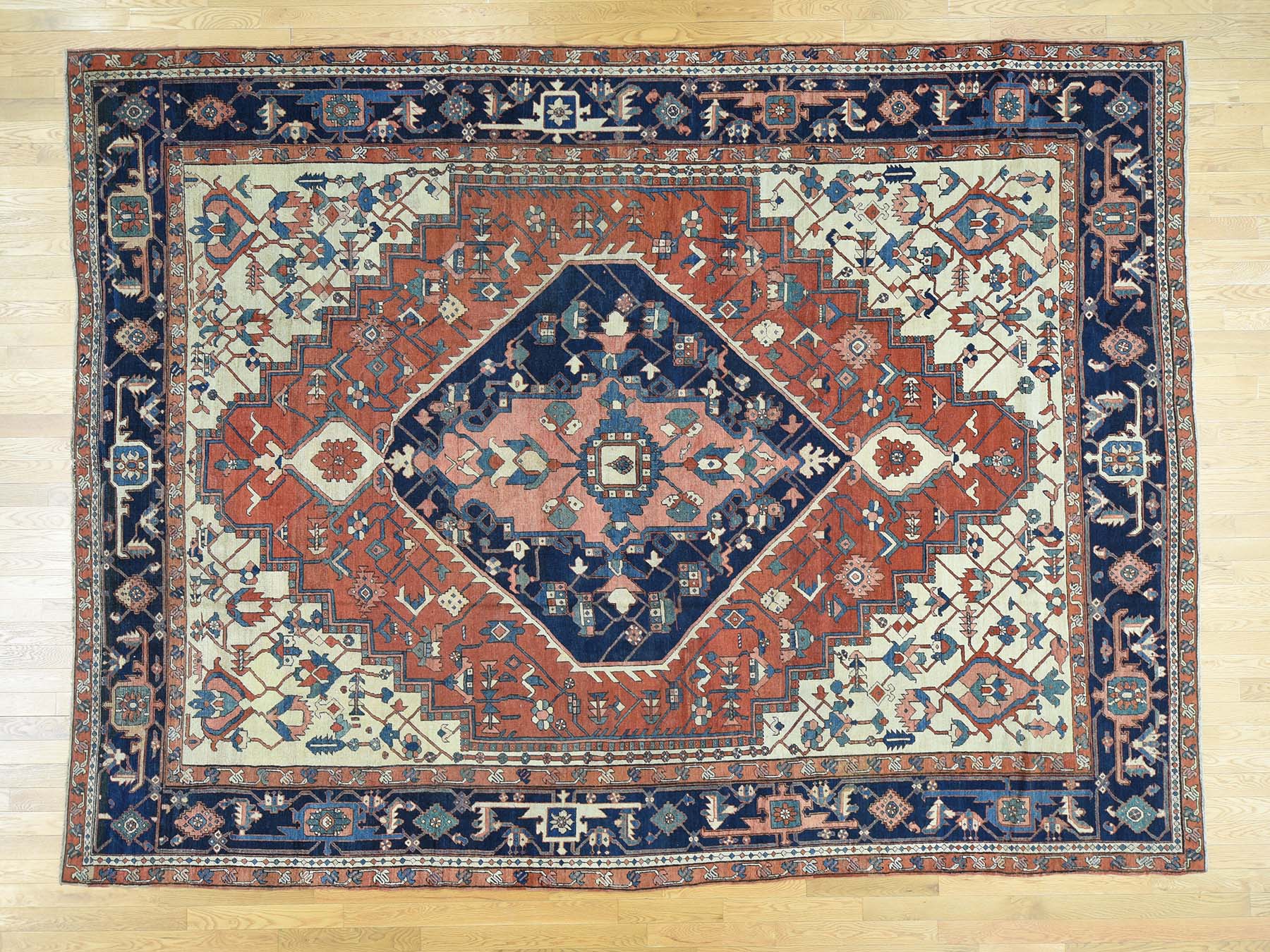 Serapi Antique hand-knotted wool rug in Red & Navy Blue, 9'10" x 13'5" — SKU O035433