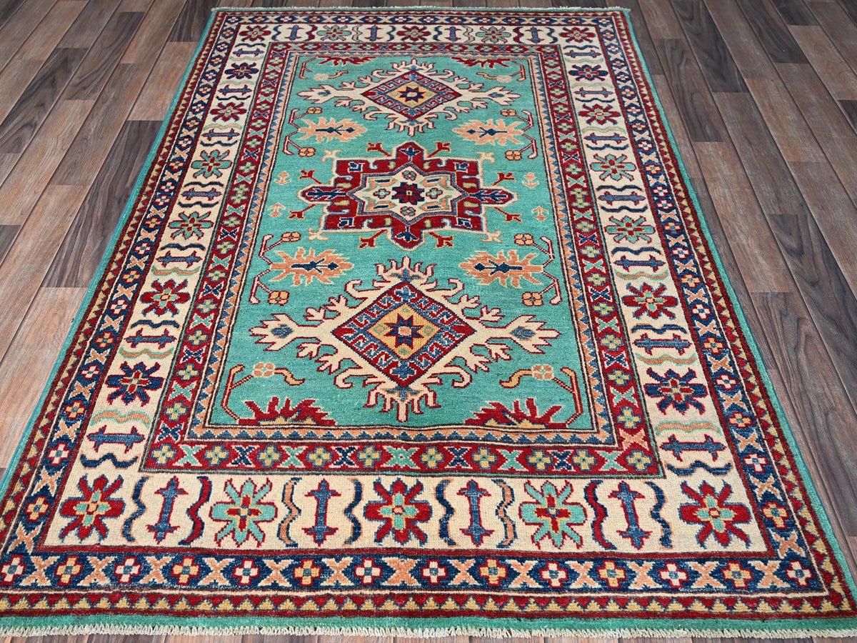 Kazak Kazak hand-knotted wool rug in Green & Ivory, 3'11" x 5'10" — SKU O0355 (view 2)