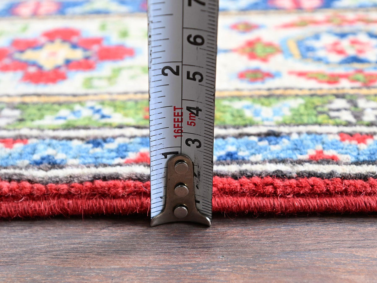 Kazak Kazak hand-knotted wool rug in Red & Ivory, 4' x 6' — SKU O0359 (view 6)
