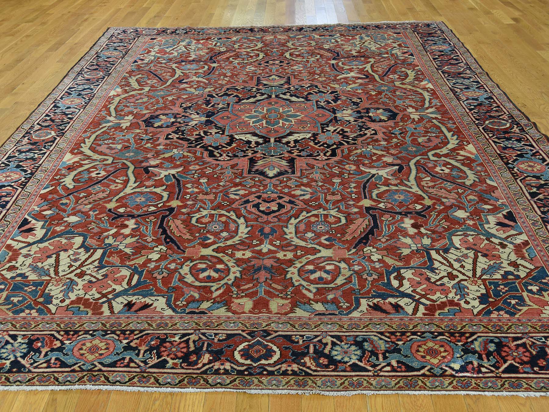 Heriz Antique hand-knotted wool rug in Red & Navy Blue, 8'6" x 11'7" — SKU O037427 (view 2)