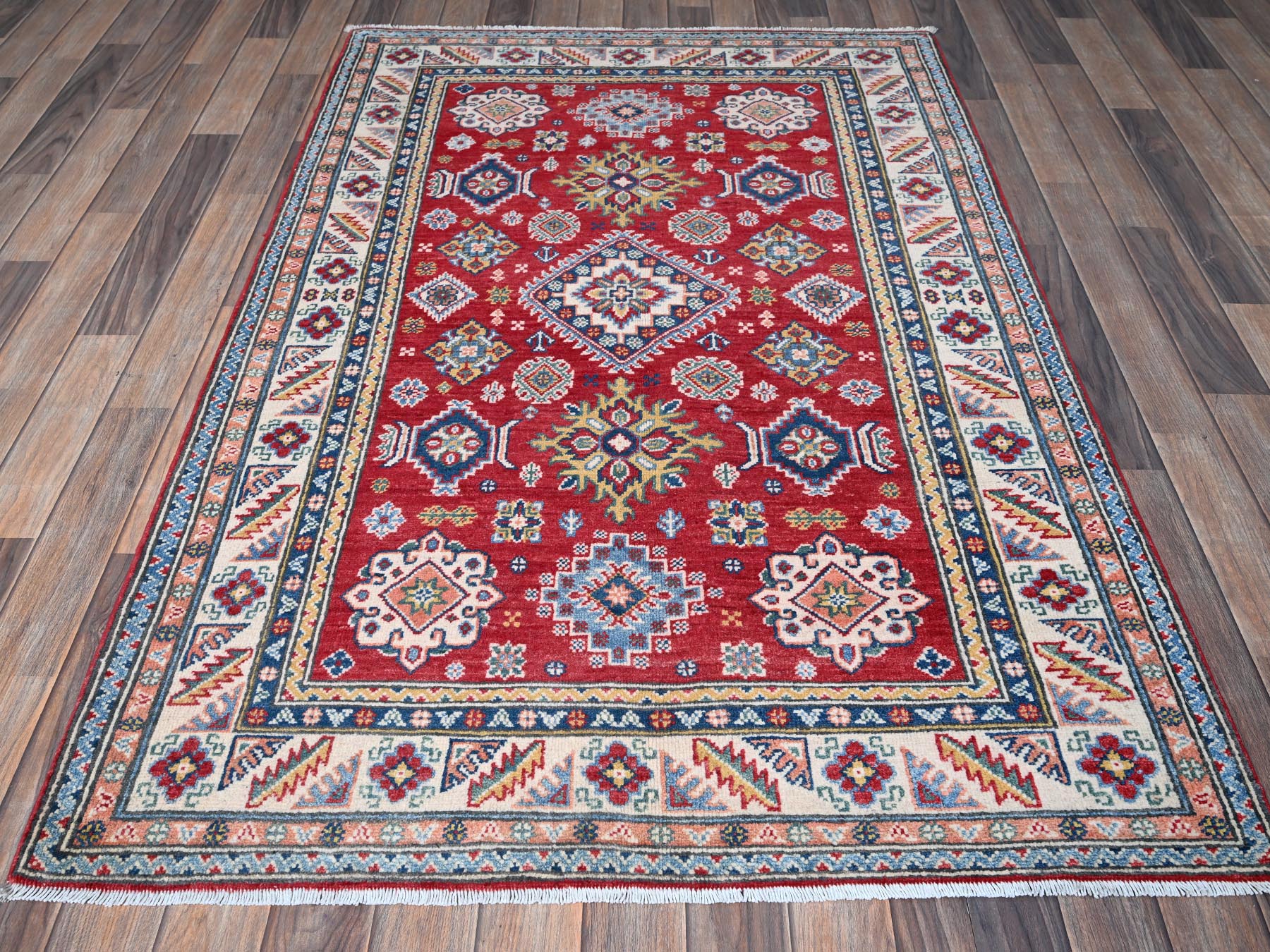 Kazak Kazak hand-knotted wool rug in Red & Ivory, 4' x 6' — SKU O0426 (view 2)