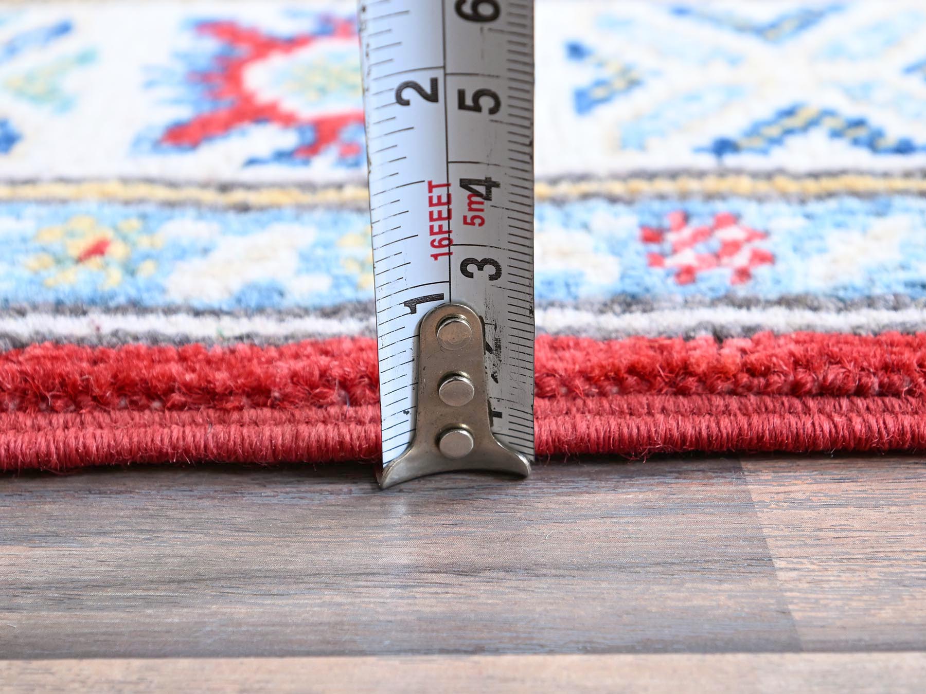 Kazak Kazak hand-knotted wool runner in Red & Ivory, 2'7" x 6'5" — SKU O0428 (view 6)