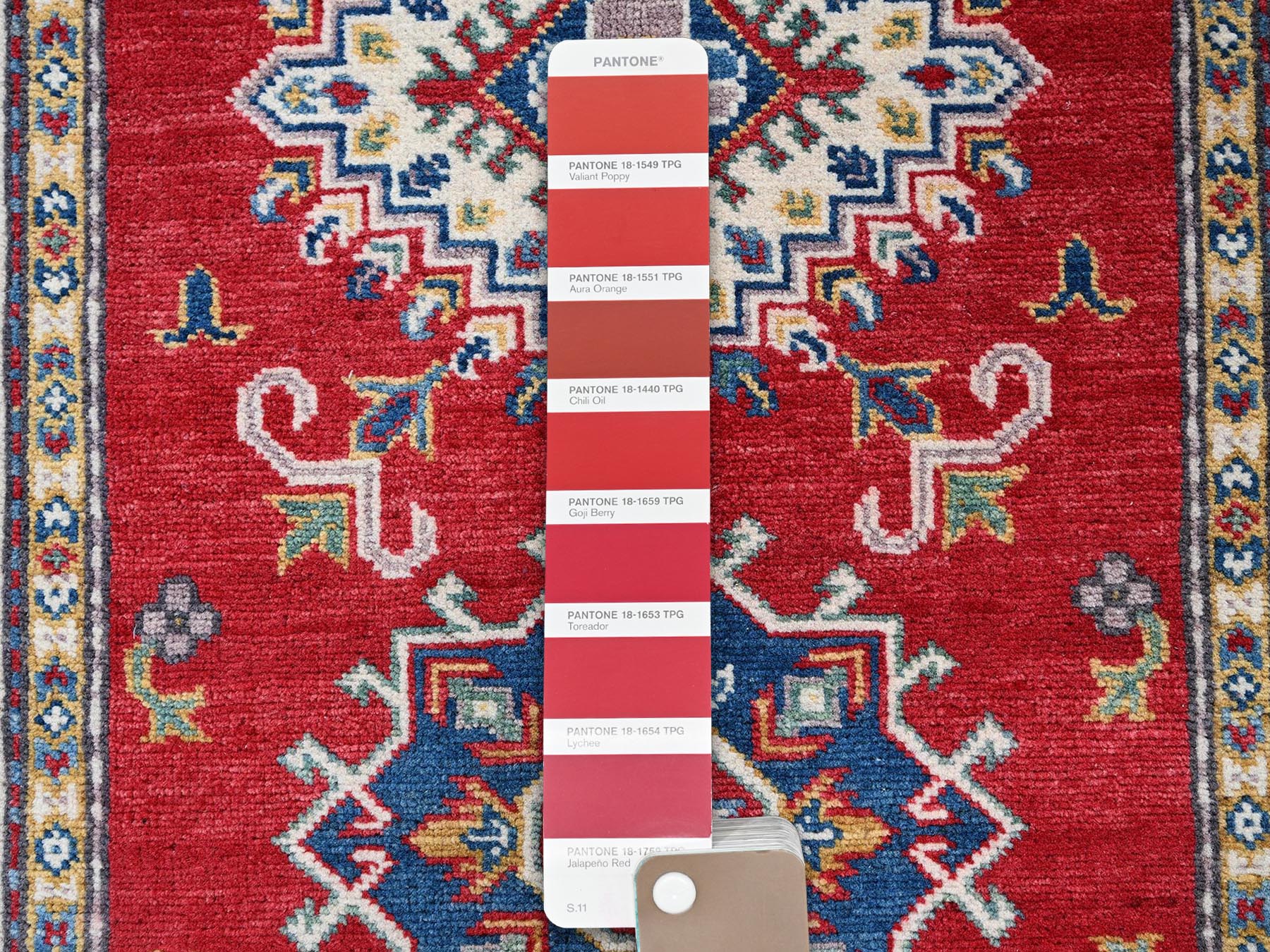 Kazak Kazak hand-knotted wool runner in Red & Ivory, 2'9" x 6'3" — SKU O0431 (view 4)