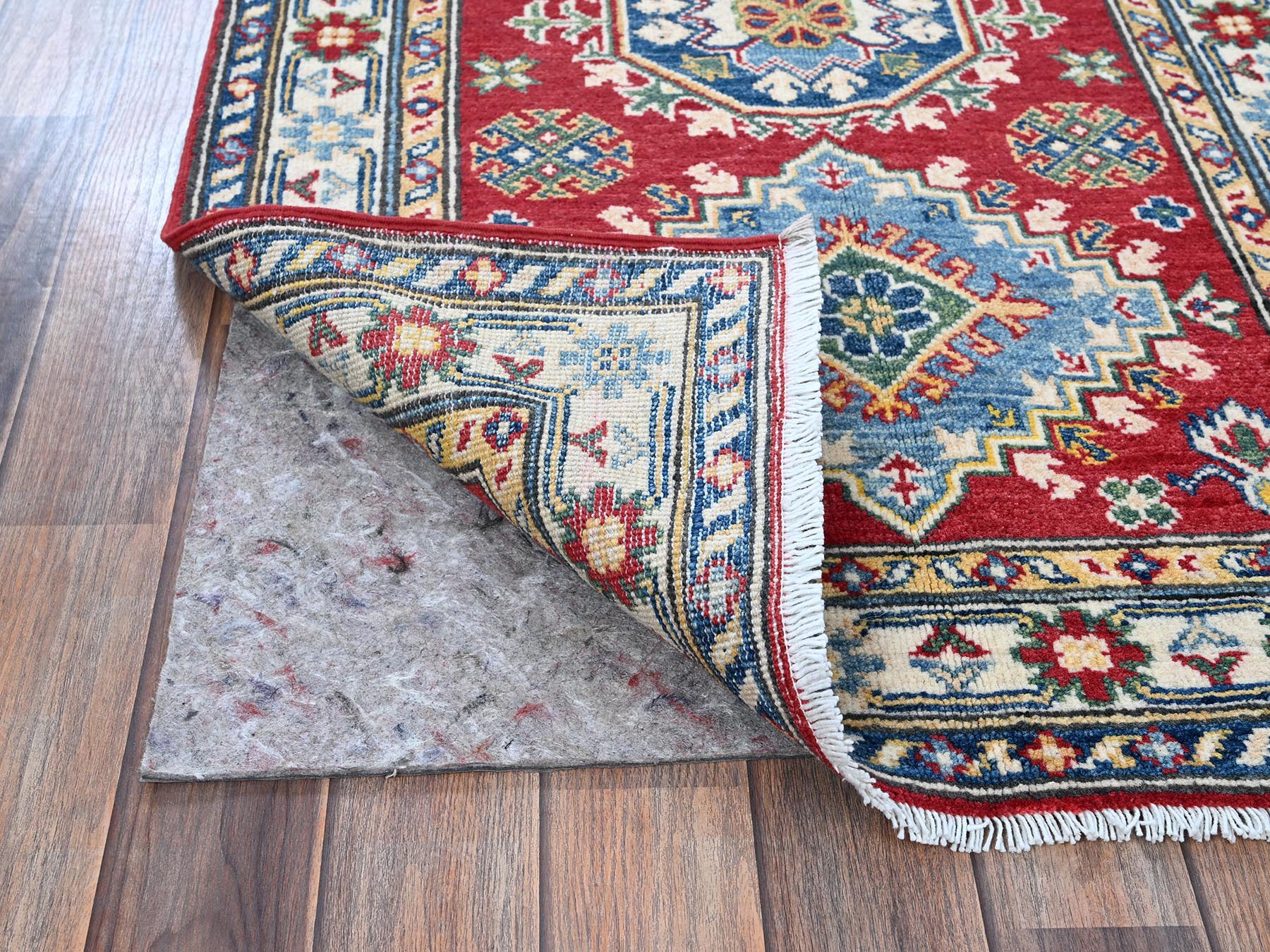 Kazak Kazak hand-knotted wool runner in Red & Ivory, 2'9" x 6'4" — SKU O0434 (view 3)
