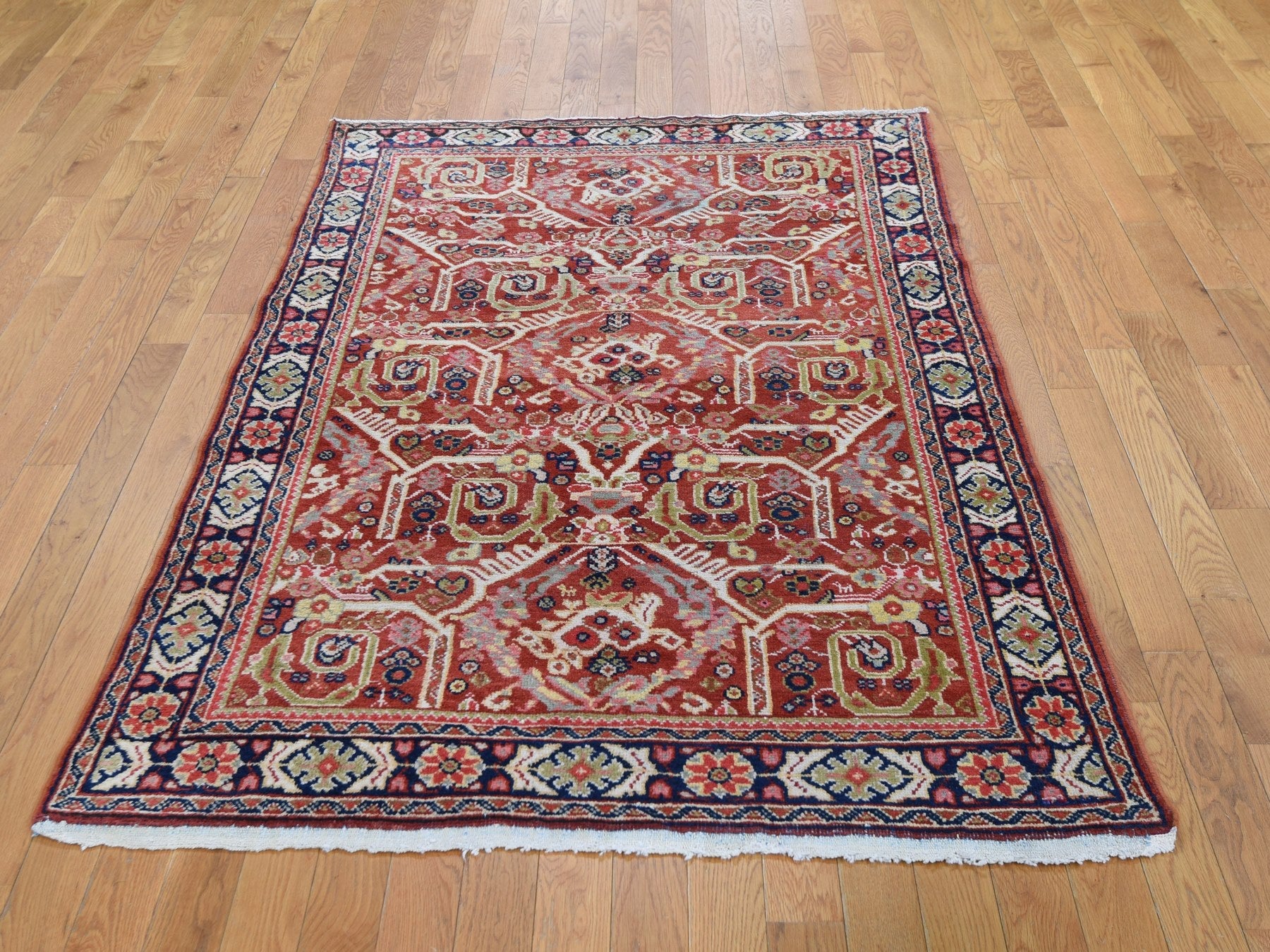 Mahal Antique hand-knotted wool rug in Red & Navy Blue, 4'1" x 6'7" — SKU O049054 (view 2)