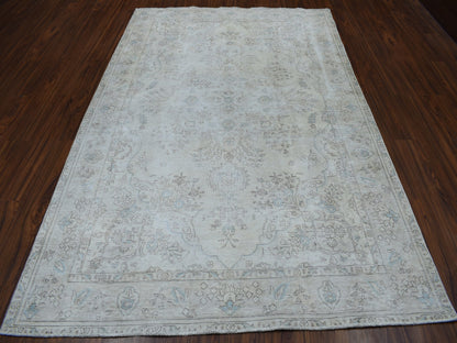 Ivory 6'3" x 9'5" Vintage Hand knotted Wool Rug - Sku: O050739