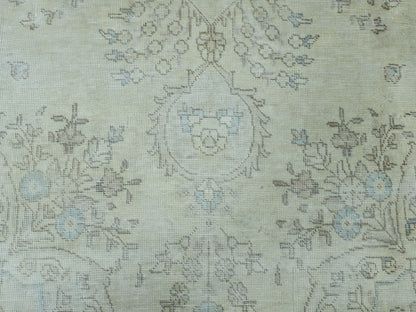 Ivory 6'3" x 9'5" Vintage Hand knotted Wool Rug - Sku: O050739