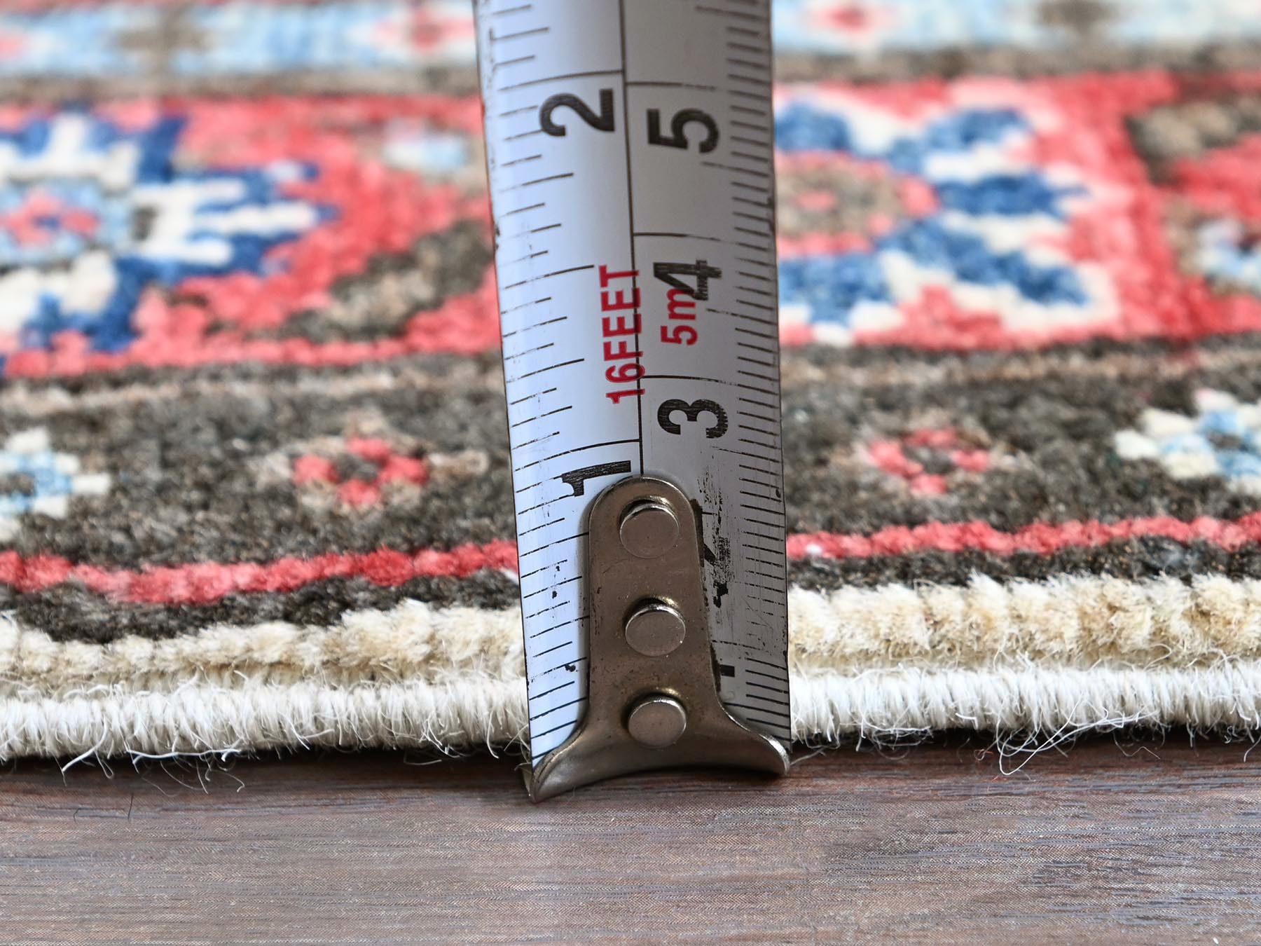 Kazak Kazak hand-knotted wool runner in Ivory & Red, 1'10" x 6' — SKU O0508 (view 6)