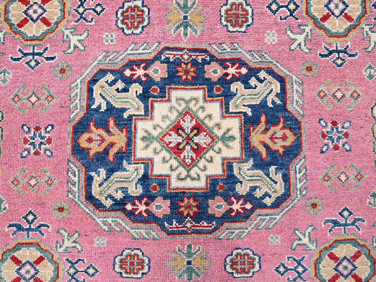 Kazak Kazak hand-knotted wool rug in Pink & Navy Blue, 8'9" x 11'8" — SKU O0514 (view 8)