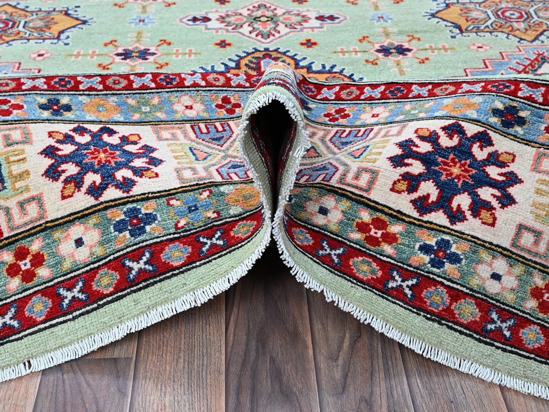 Kazak Kazak hand-knotted wool rug in Green & Ivory, 7'11" x 9'10" — SKU O0517 (view 5)