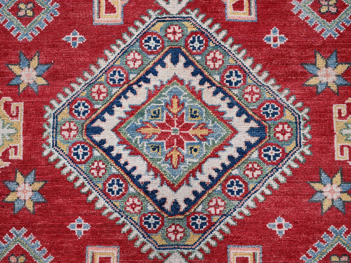 Kazak Kazak hand-knotted wool rug in Red & Ivory, 8'2" x 10'2" — SKU O0518 (view 8)