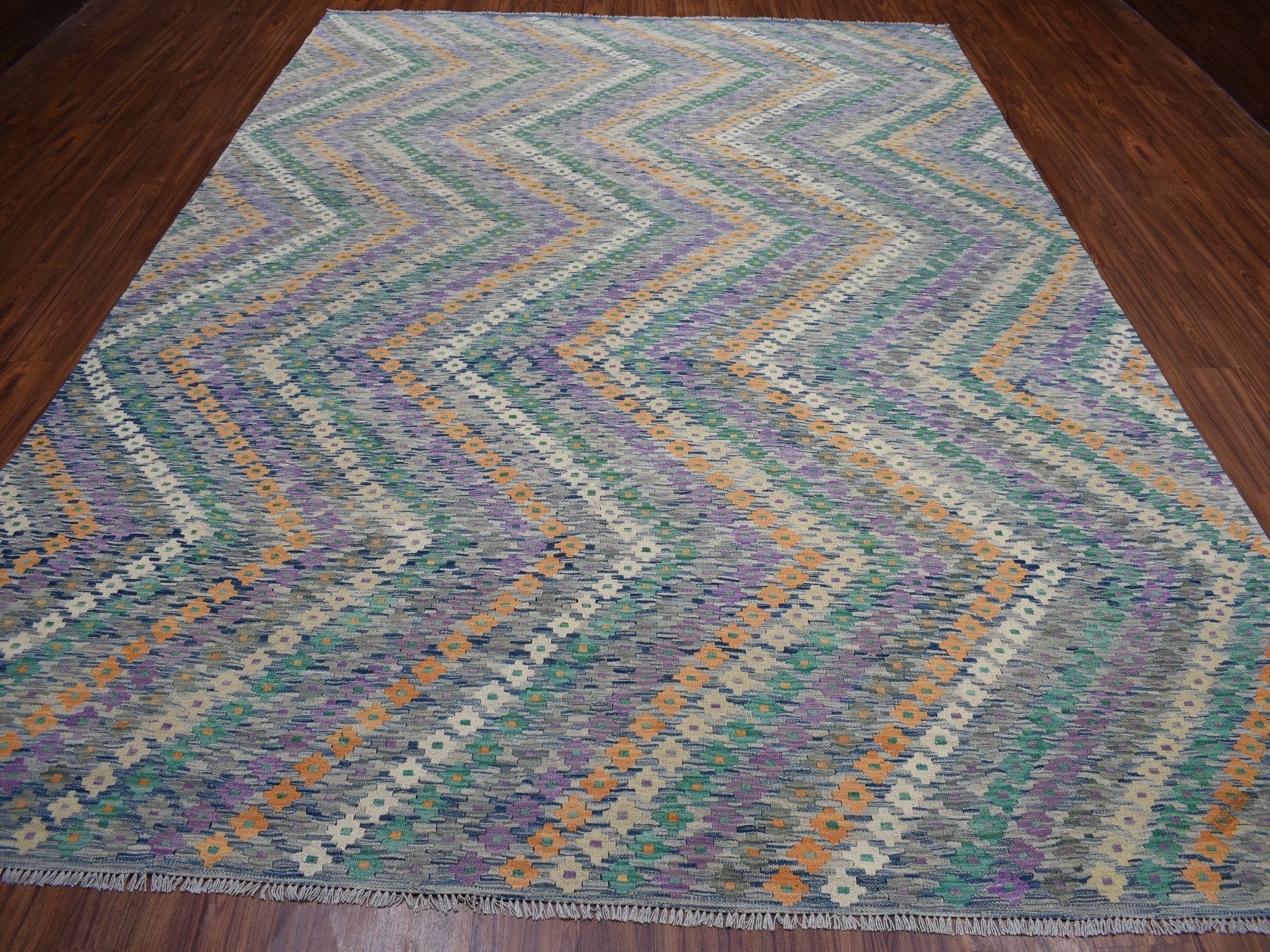 Kilim Flat-Weave hand-knotted wool rug in Multicolored, 9' x 12'2" — SKU O052199 (view 2)