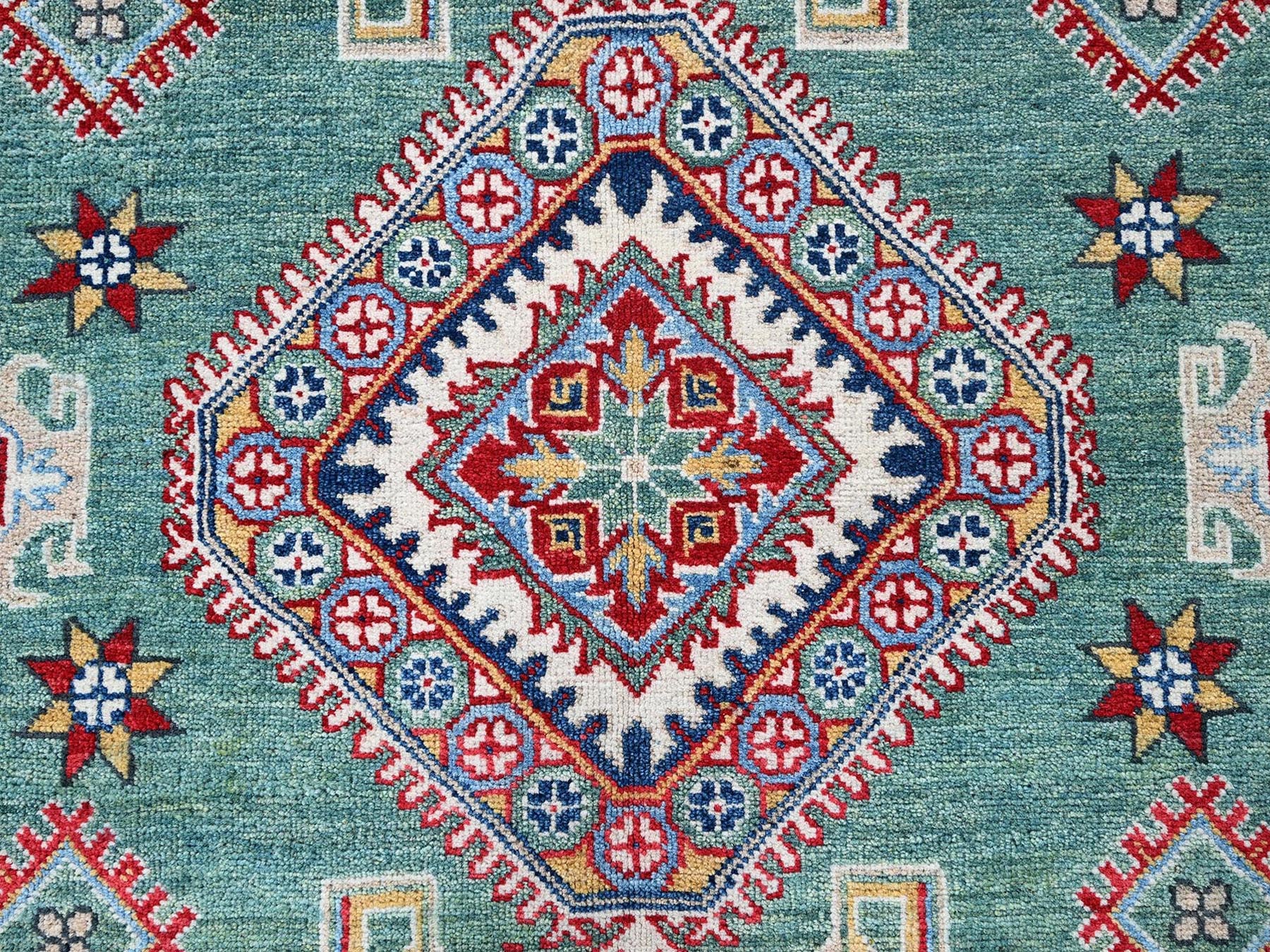Kazak Kazak hand-knotted wool rug in Green & Ivory, 7'11" x 9'7" — SKU O0524 (view 8)