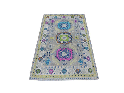 Grey 3'3" x 5'0" Tribal Hand knotted Wool Rug - Sku: O053538