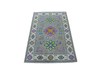 Grey 3'5" x 4'10" Tribal Hand knotted Wool Rug - Sku: O053780