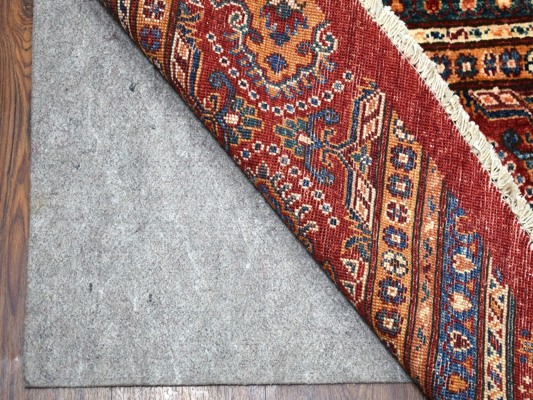 Kazak Kazak hand-knotted wool rug in Red, 9'7" x 9'7" — SKU O054958 (view 5)